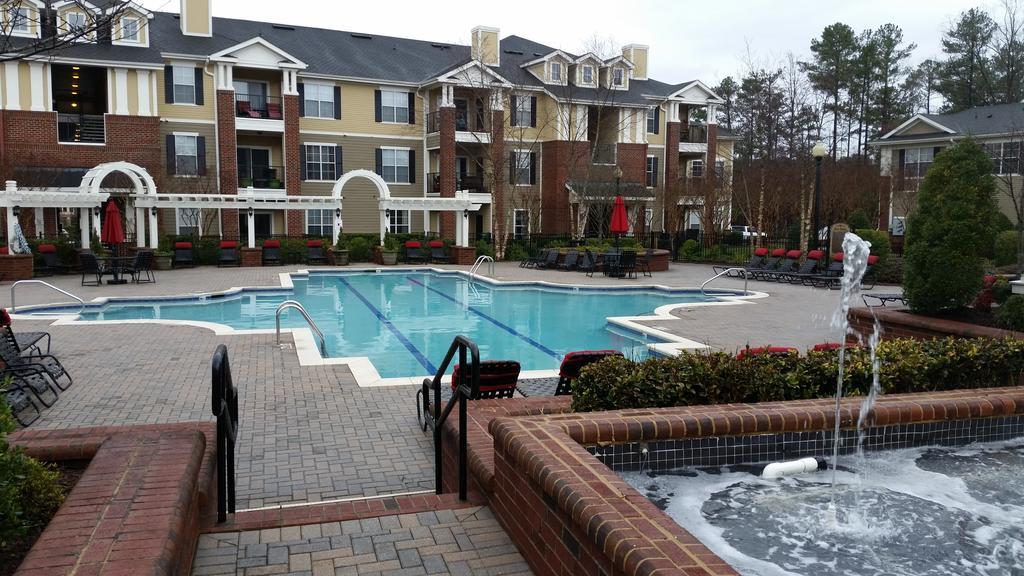 Oakwood Living Raleigh At Brier Creek Apartment Durham Luaran gambar